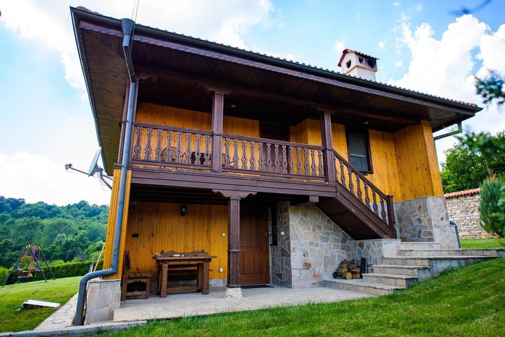 Sinabovite Houses Hotel Badevtsi Exterior photo